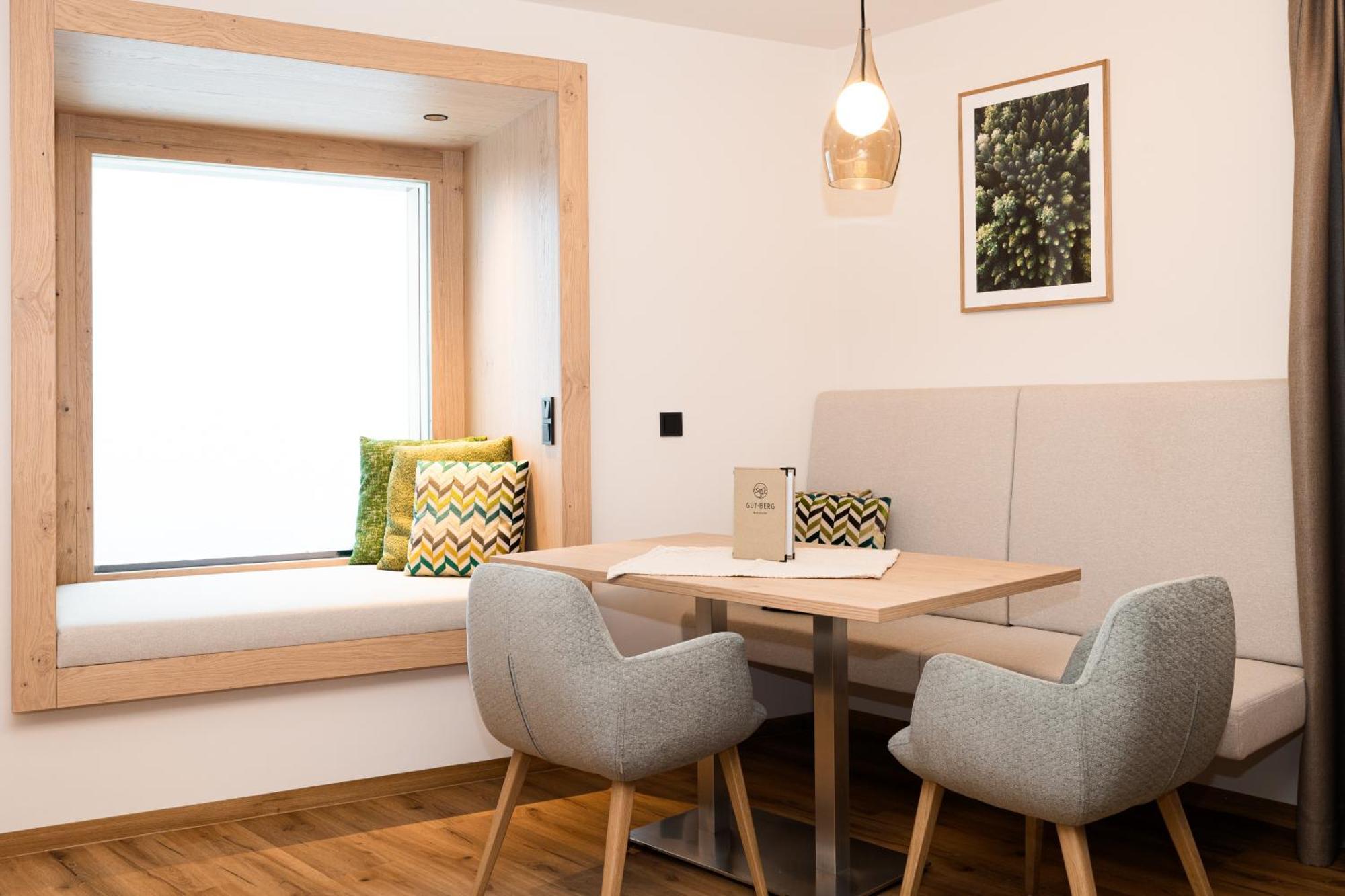 Gut Berg Naturhotel Sankt Johann im Pongau Room photo
