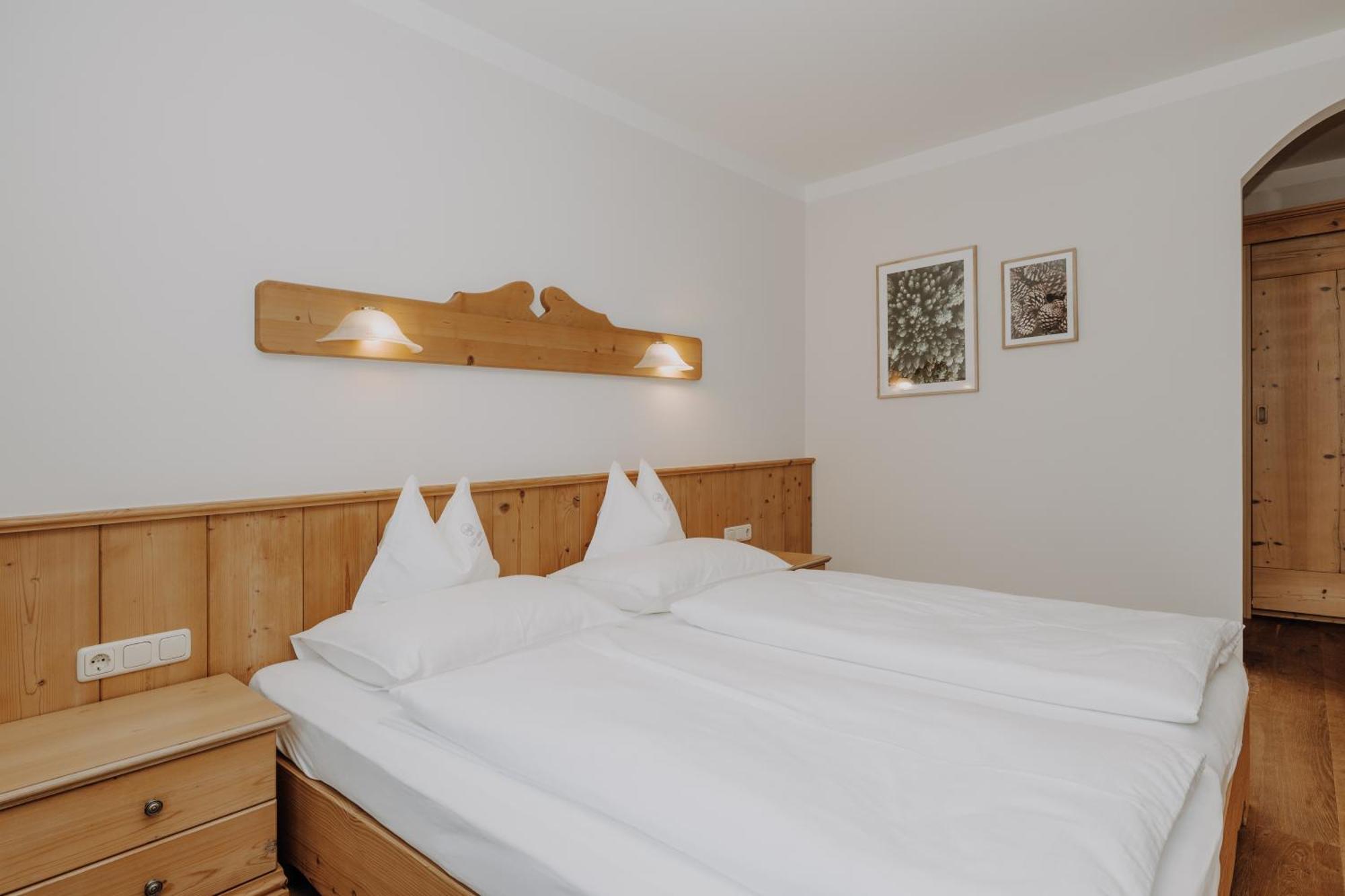 Gut Berg Naturhotel Sankt Johann im Pongau Room photo